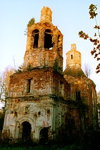 Николо-Чалово. Никольская церковь, 1790г. Фото А.Тилипмана.